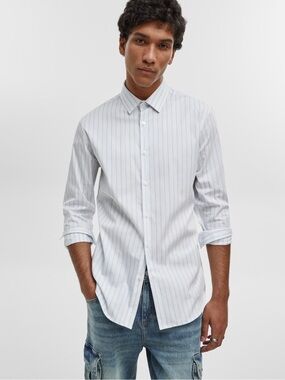 Mode of One Men's Slim-Fit Button-Down Sport Shirt